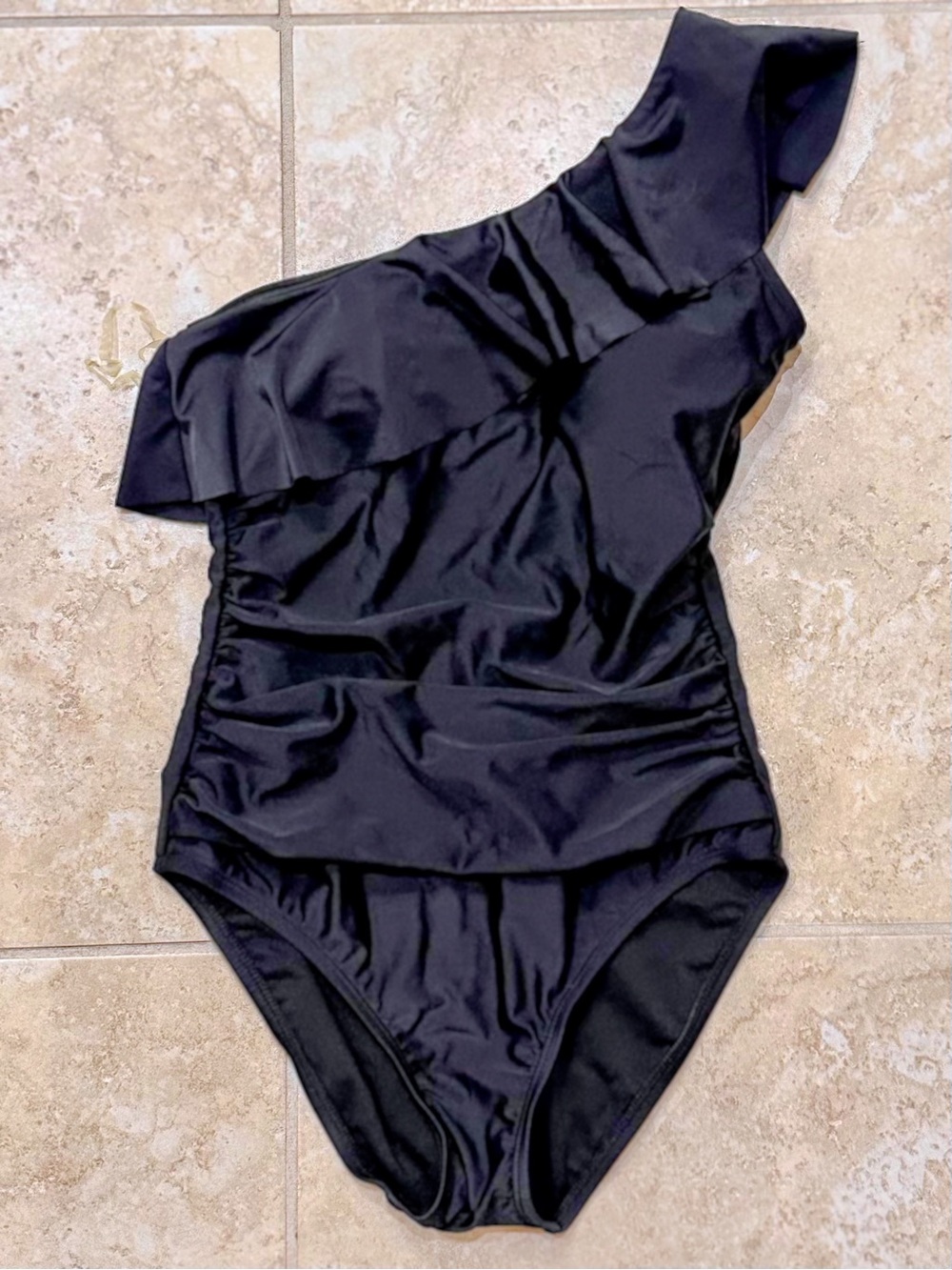 One-Shoulder Black Ruffled One-Piece Swimsuit